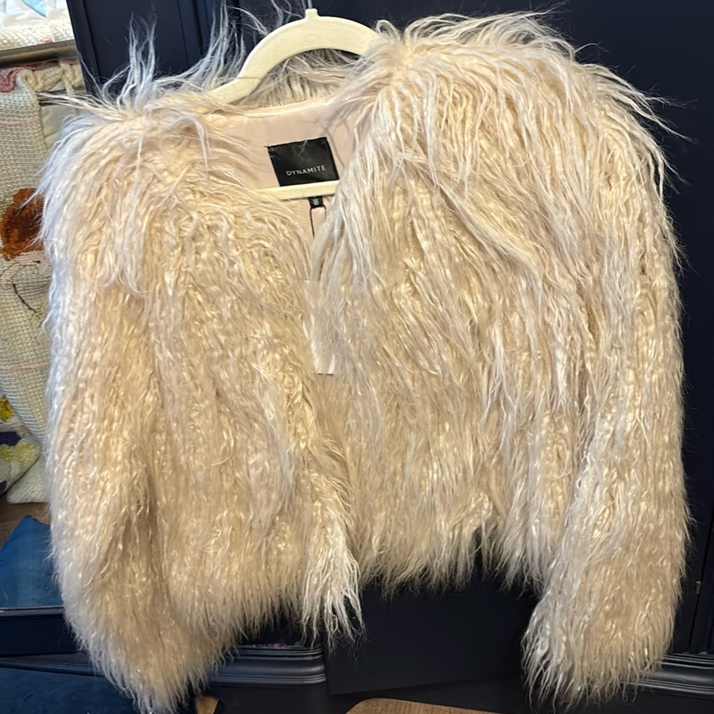New faux fur coat